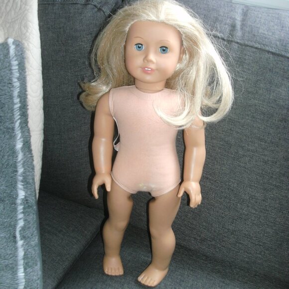 2014 American Girl Doll 18" Pretty Blonde Shoulder Length Hair Blue Eyes 0245SJ
